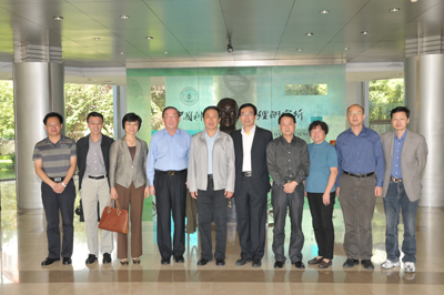 何岩同志带队到生物物理研究所宣布研究所党委班子调整